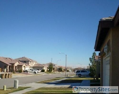 2nd image of 13805 Plantain St