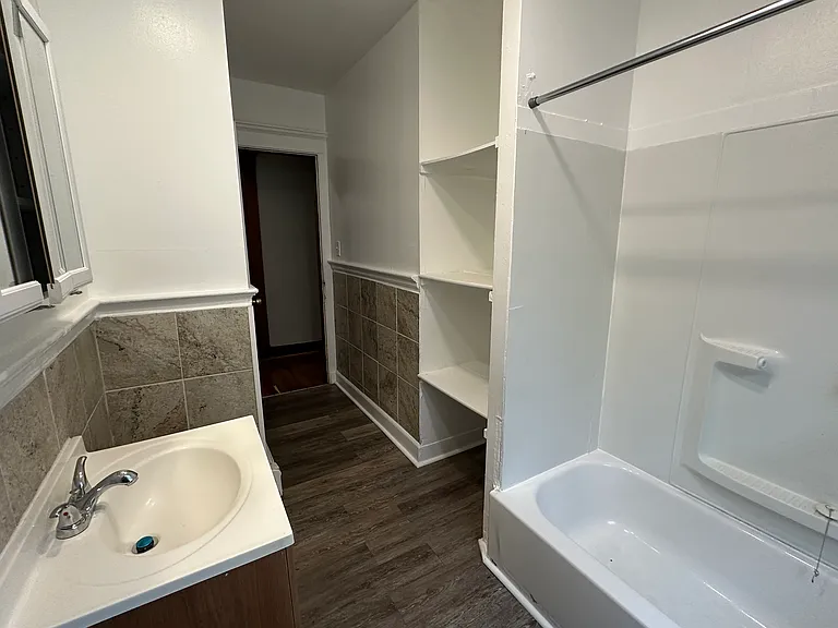 603 Howard Ave #2A — Photo 11