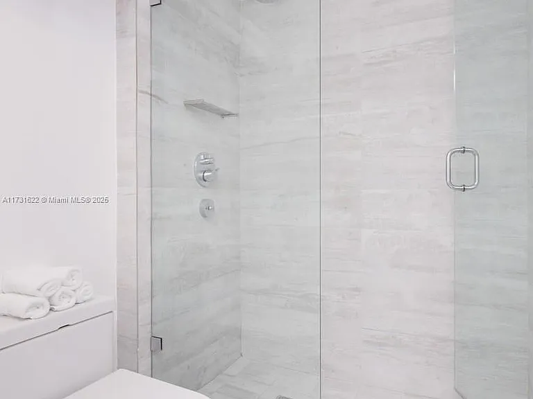 2301 Collins Ave #428 — Photo 17