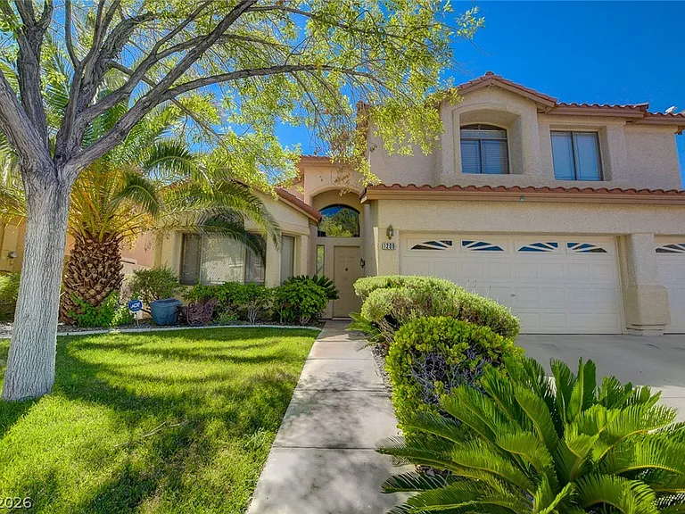 1209 Corona Valley St — Photo 1