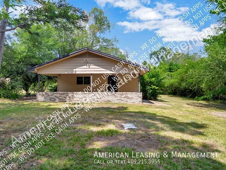 1301 Spring Lake Dr — Photo 16