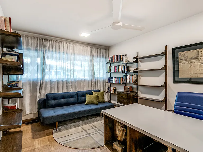 Royal Springs Dr — Photo 15