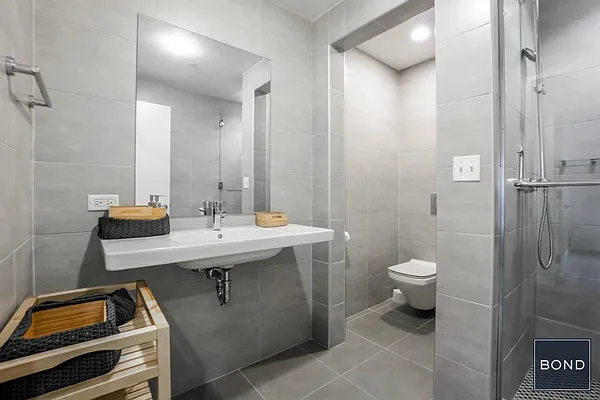 Rented by Bond New York | media 6