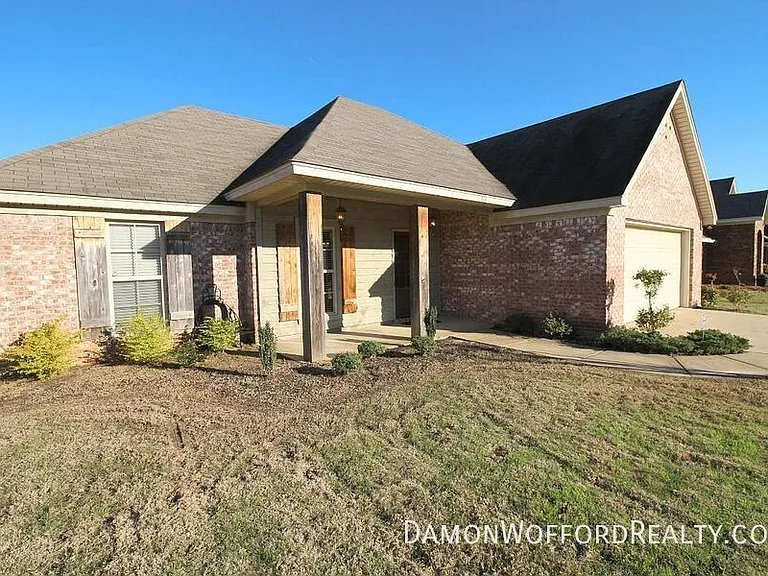 614 Oak Park Cir — Photo 35