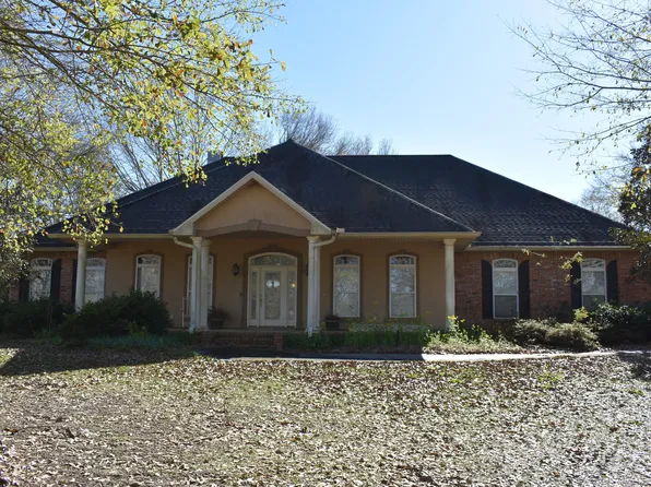 1710 Montgomery Rd, Opelousas, LA 70570