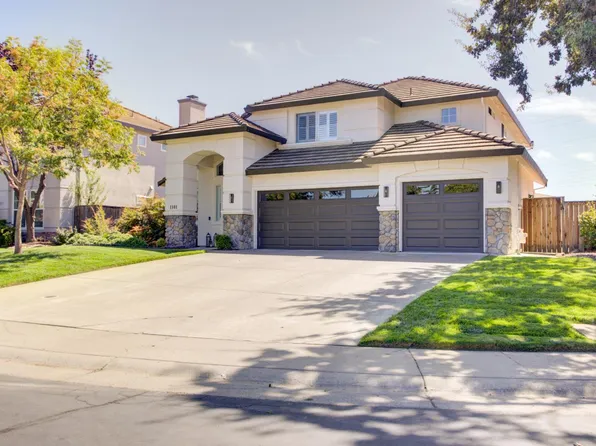 1101 Danielle Dr, Roseville, CA 95747