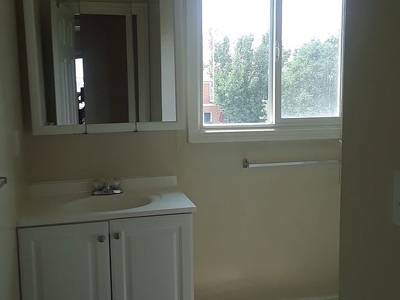 5th image of 2026 Arthur Ave