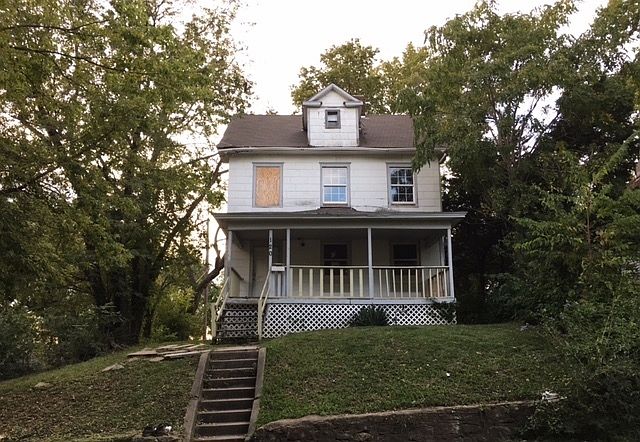 1st image of 120 S 17th St