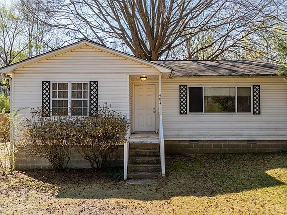 2nd image of 404 NE 3rd St