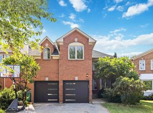 5201 Champlain Trl, Mississauga, ON L5R3B1