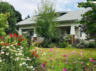 304 Mill St, Silverton, OR 97381