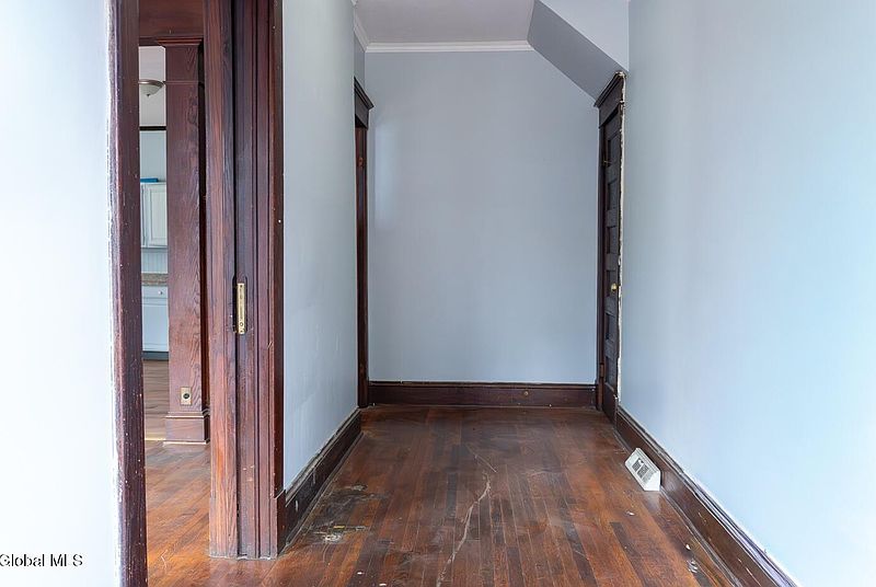 4th image of 57 N Brandywine Avenue