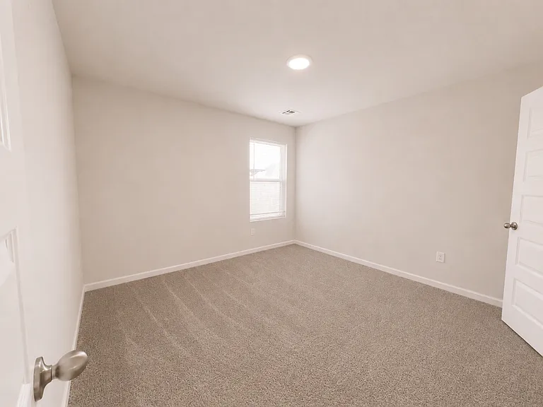 2512 Kathleens Xing — Photo 15