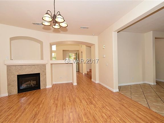 2nd image of 8852 Imperial Forest St