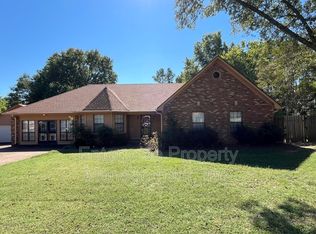 5429 Craigmont Dr, Bartlett, TN 38134