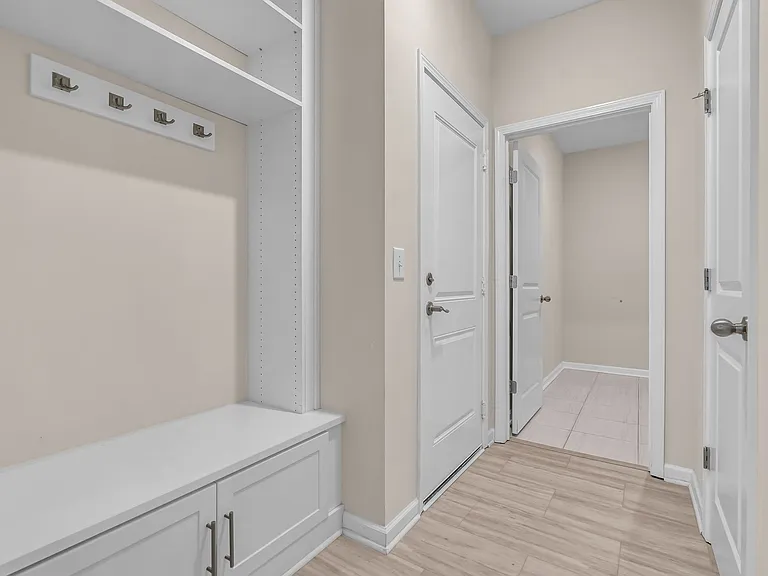 633 Castle Rd — Photo 14