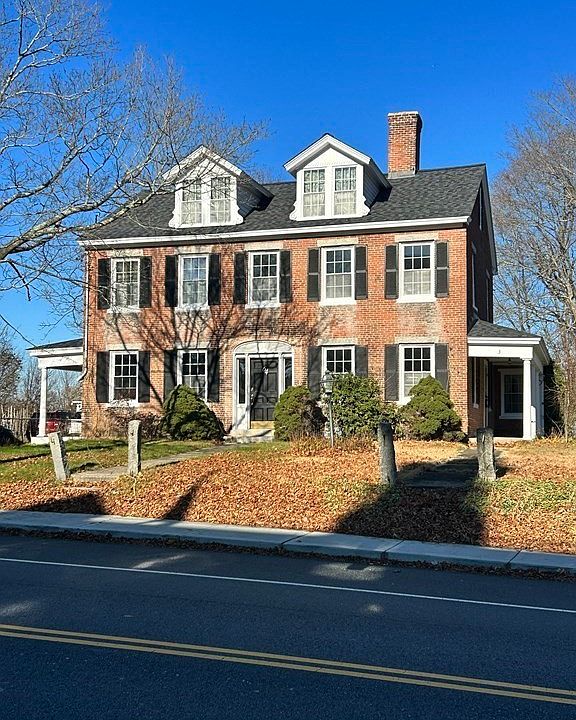 64 Hartford Ave E, Uxbridge, MA 01569 Zillow