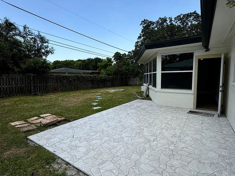1333 Williams Dr — Photo 21