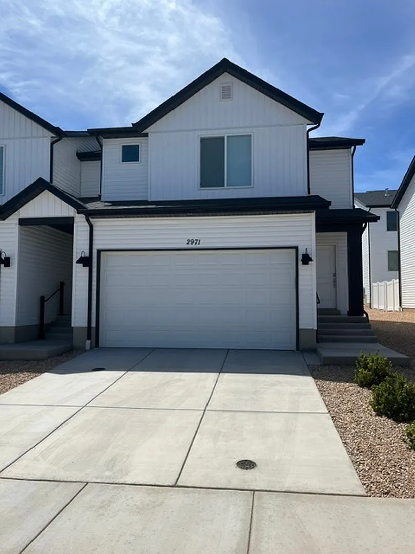 New 3 Bd **Immaculate Condition** — Photo 1