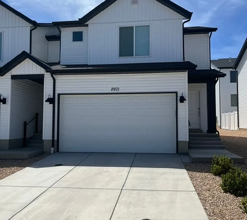 2971 W Lewis Loop