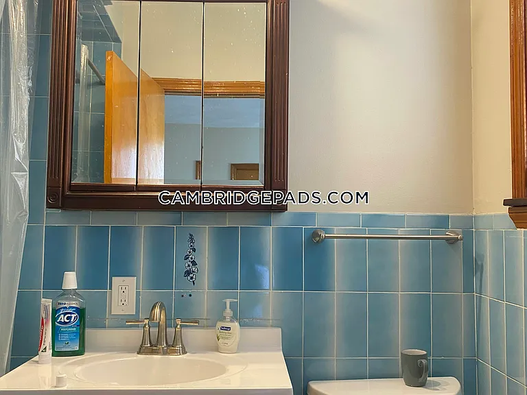 1124 Cambridge St #5 — Photo 6