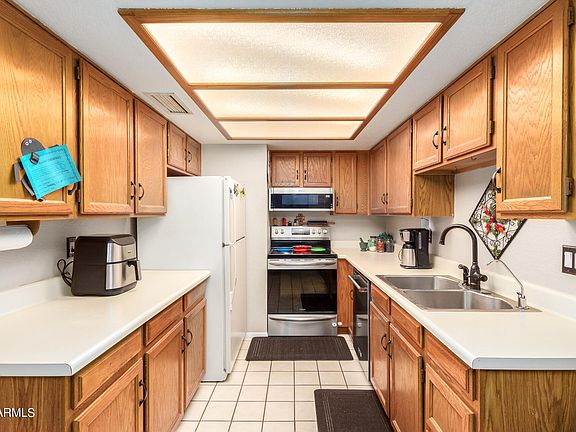 4th image of 2146 W Isabella Avenue #213