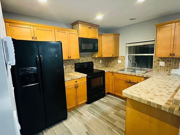 2nd image of 4446 Country Grove Blvd