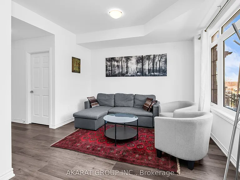 61 Soho St #68 — Photo 6