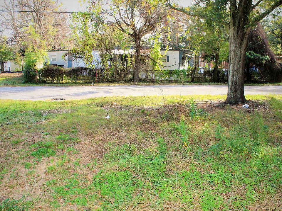 2nd image of 2013 18th Ave