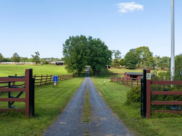 32 Ervin Rd, Pipersville, PA 18947