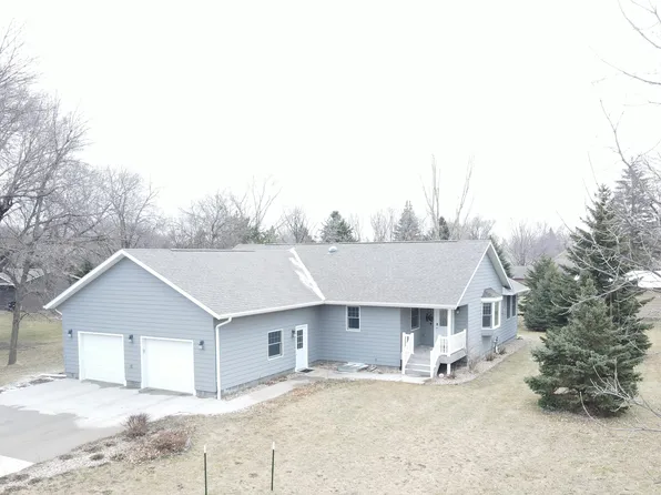501 8th St, Alexandria, SD 57311