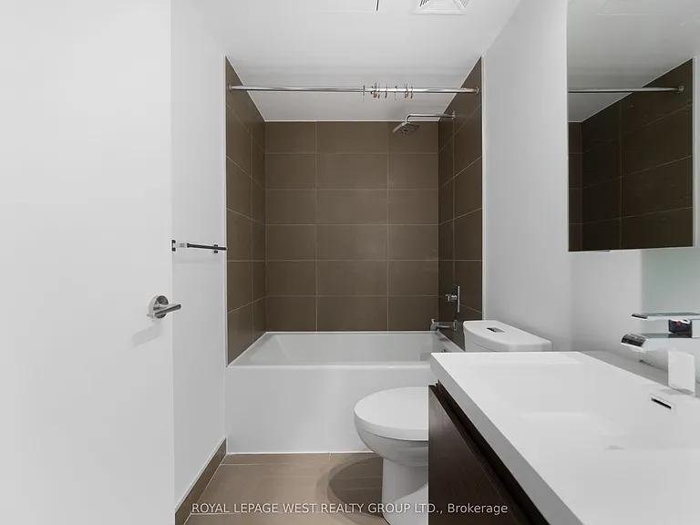 1030 King St W #835 — Photo 21