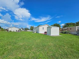 1039 Peach Ln, Okeechobee, FL 34974