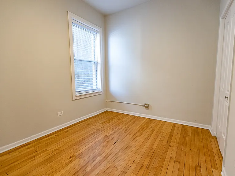 2401-09 N. Spaulding Ave. — Photo 14