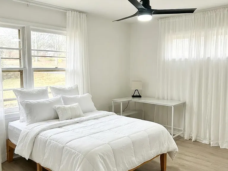 Anthony Dr — Photo 1