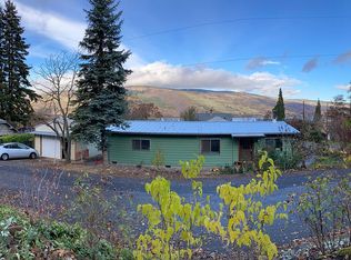 306 Main St, Mosier, OR 97040