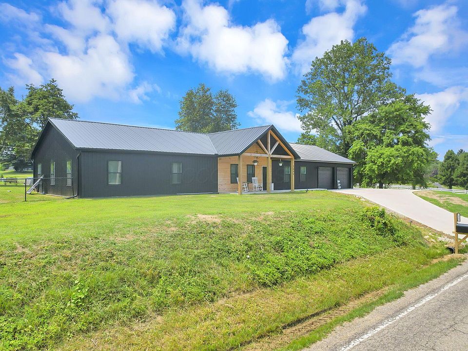 1st image of 2694 Lees Rd
