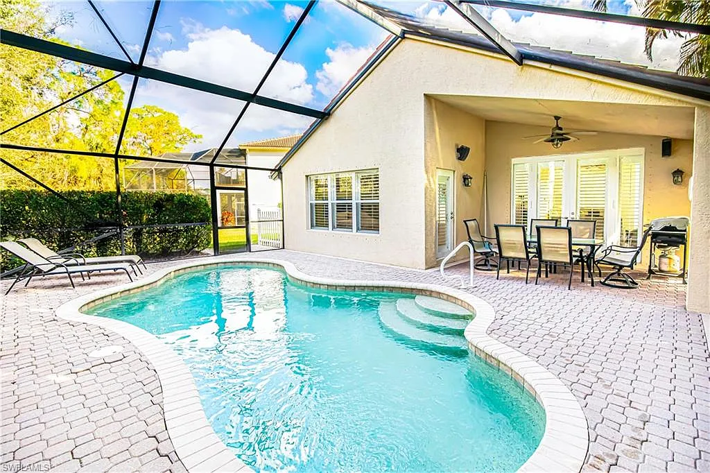 3 bed, 2.0 bath, 1774 sqft, $7,700 — Photo 4