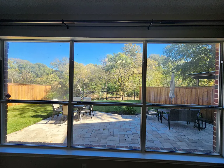 Large windows to enjoy nature