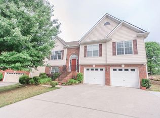 3400 Southpointe Hill Dr, Buford, GA 30519