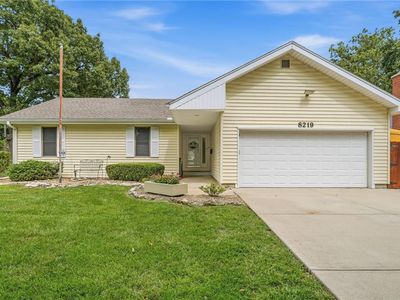 8219 Hardy St, Overland Park, KS, 66204