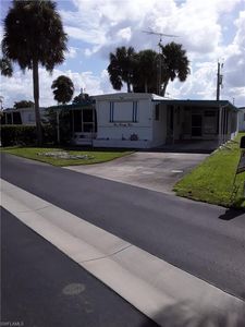 124 Overland Trl, North Fort Myers, FL, 33917