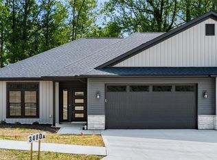 3482 Jamestown Dr, Zanesville, OH 43701