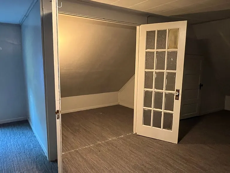 1352 N Summit Ave — Photo 11