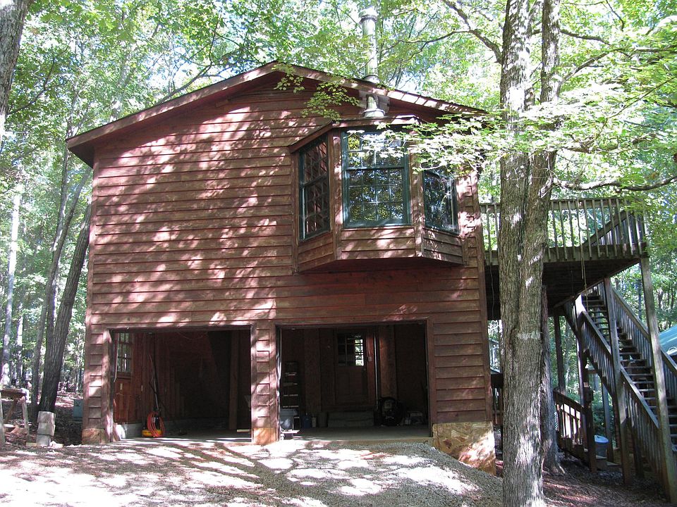 1st image of 136 Long Shoals Ave