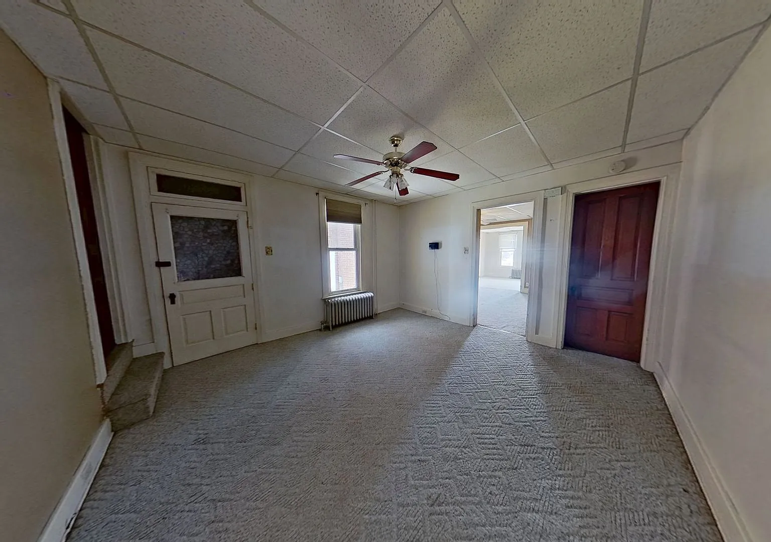 ** Move In Special** Spacious One Bedroom Apartment — Photo 4