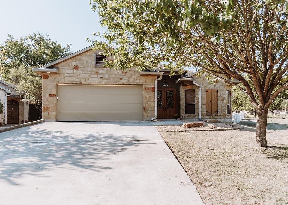 1st image of 2515 Rogers Cir