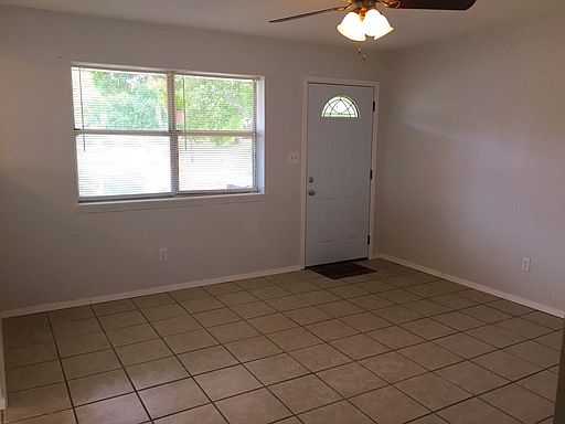 2nd image of 1013 Mimosa Dr