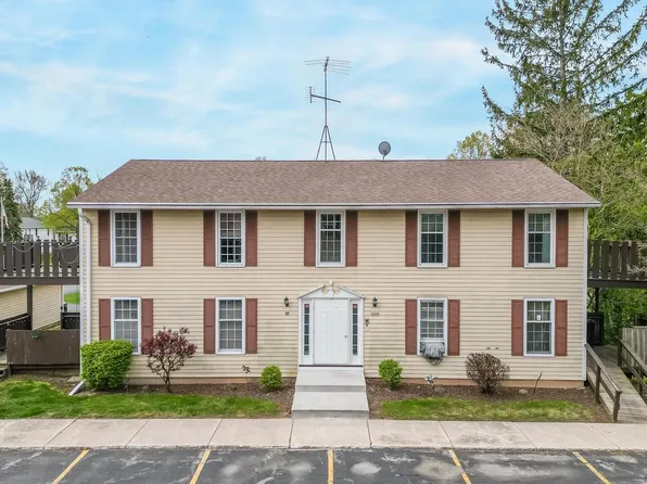 3924 Country PLACE #C, Sheboygan, WI 53081