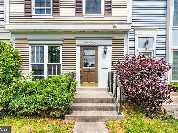 3rd image of 13590 Highland Mews Ct